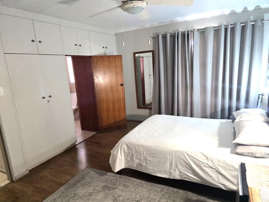 3 Bedroom Property for Sale in Denneburg Western Cape